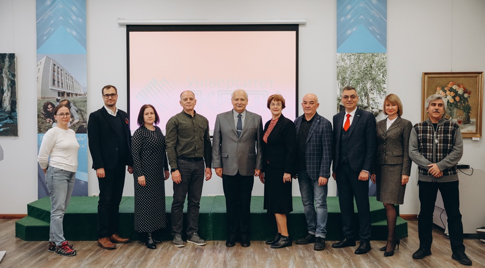 Команда круглого столу